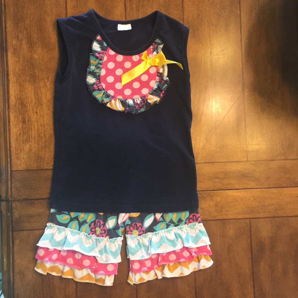 Little girls size 5/6 summer outfit,
